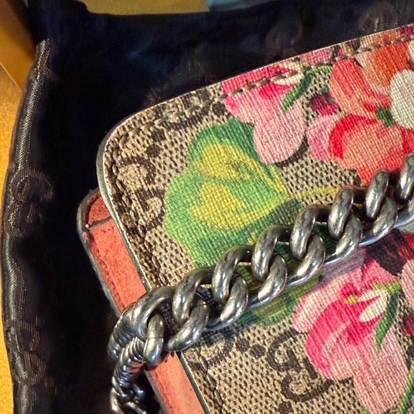 Gucci Dionysus GG Blooms Bag - Picture 10 of 16